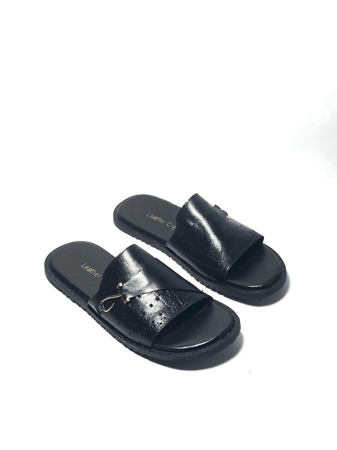 Black Leather Buckle Chappal